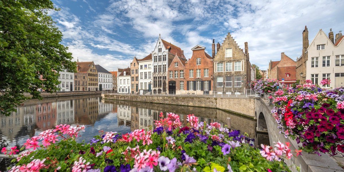 Videó: 5 látnivaló Bruges-ben