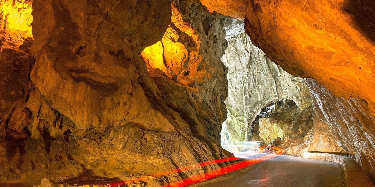 Cuevas del Agua, Asturia, Spania