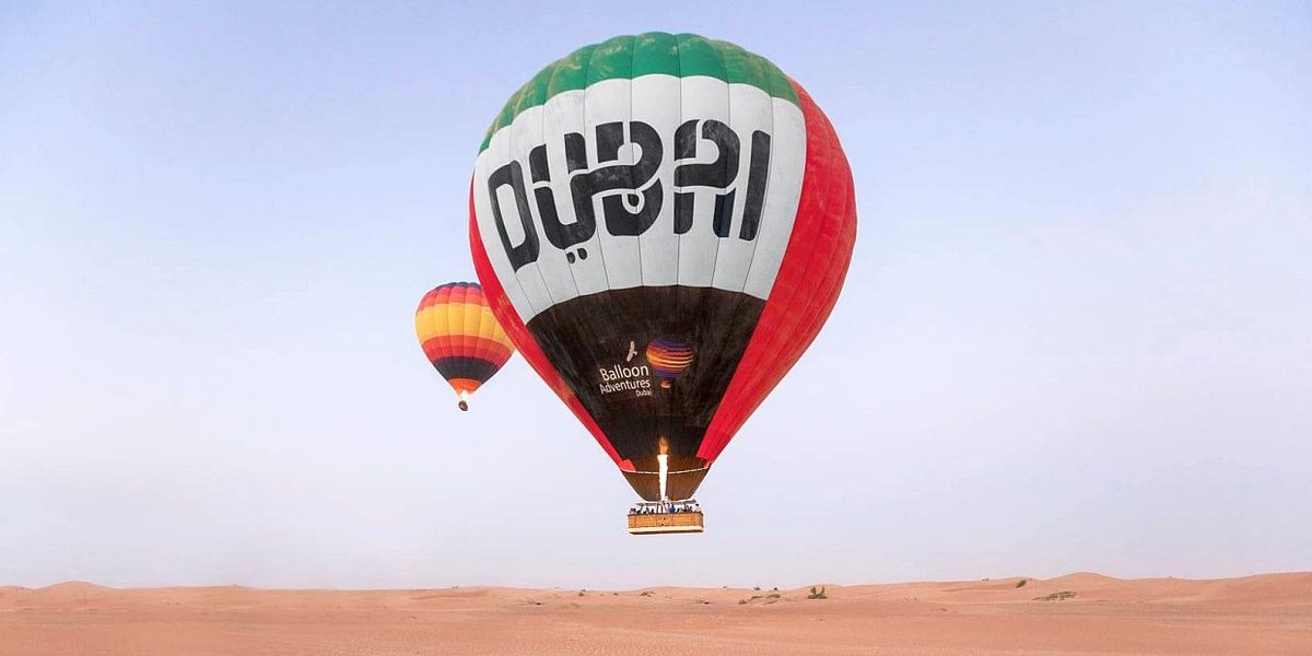 Dubai desert balon