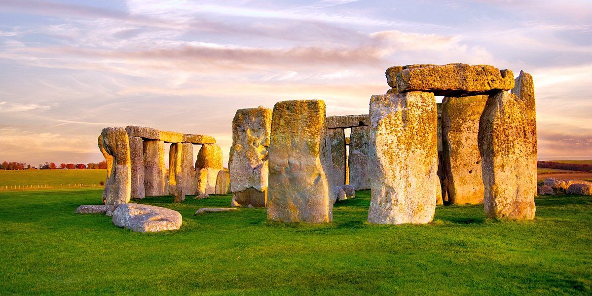 UNESCO lucrează la un consens internaţional pentru a salva impozantul Stonehenge