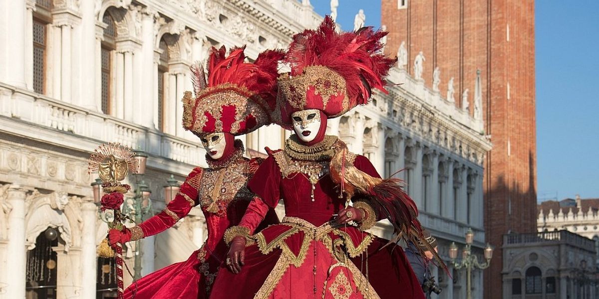 Velencében megkezdődött a karnevál, a világ leghíresebb farsangi mulatsága