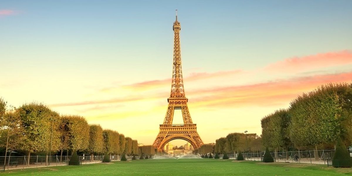 Va fi mult mai scump să urcăm pe Turnul Eiffel!