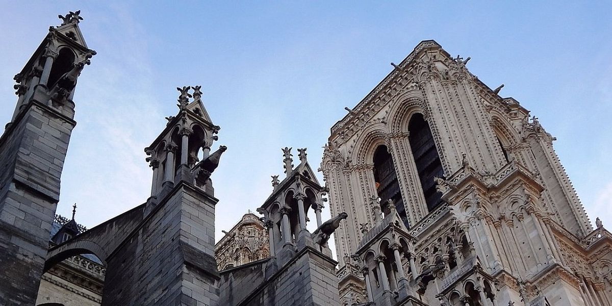 Pentru redeschiderea sa Notre-Dame optează pentru modernitate