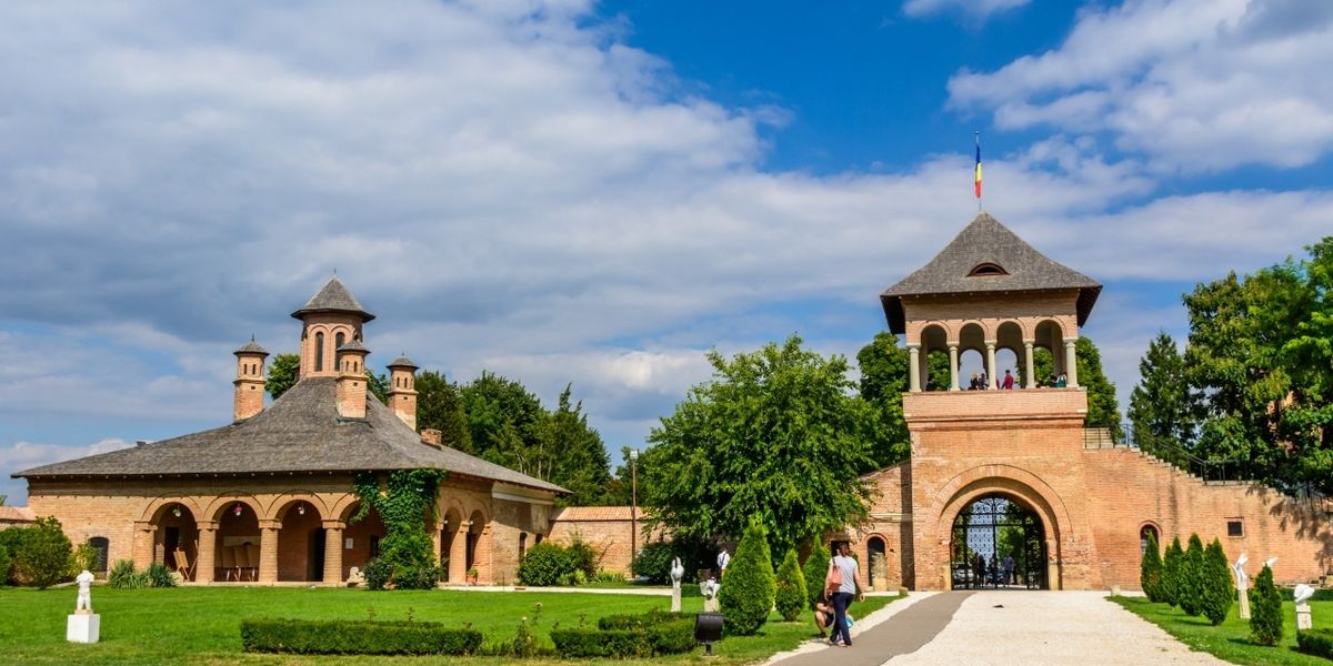 Povești nespuse: Palatul Mogoșoaia