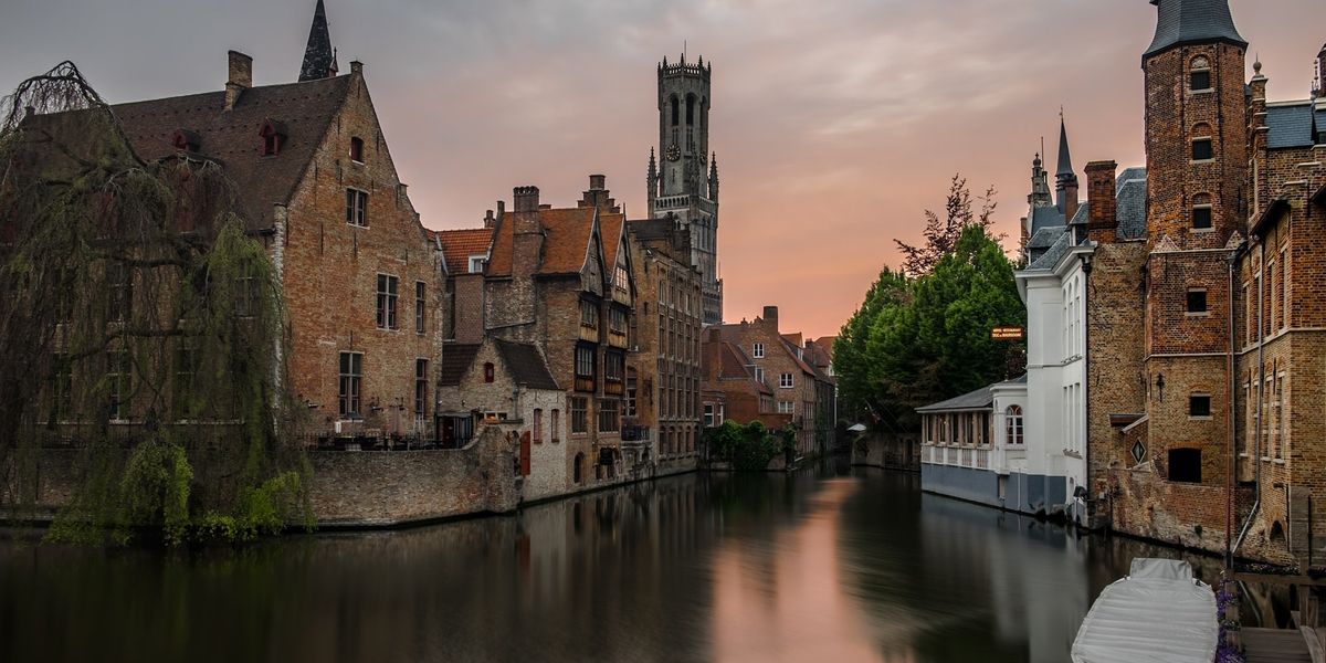 Bruges: atmosferă medievală