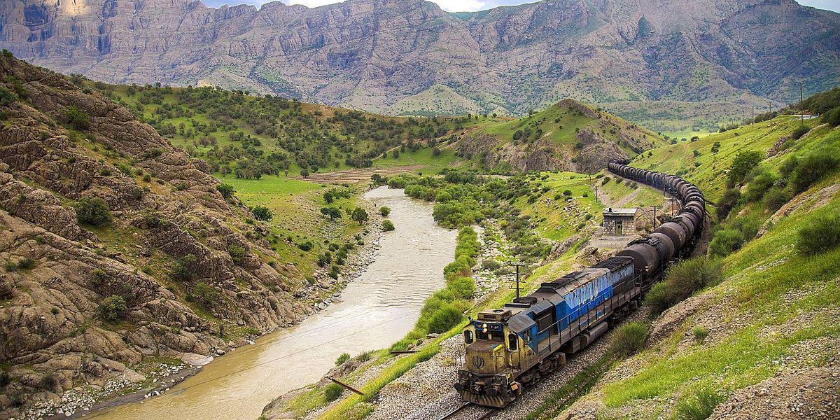 Calea ferată care traversează Iranul a devenit un sit al Patrimoniului Mondial
