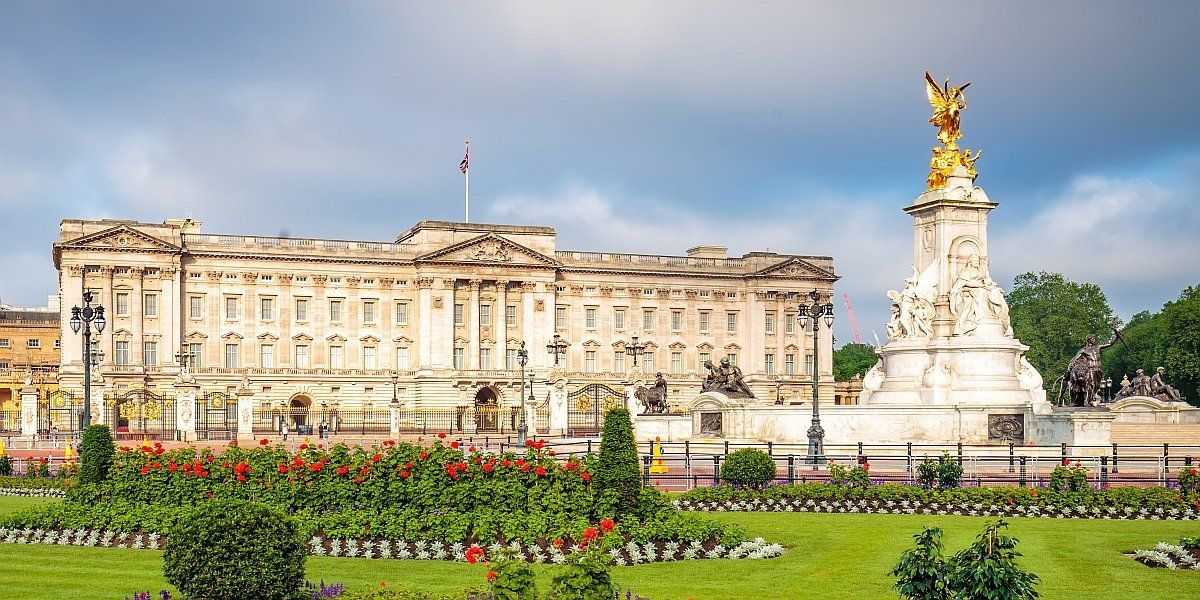 A Buckingham palota királyi rezidencia – ezekre kell vigyáznod, ha meglátogatnád!