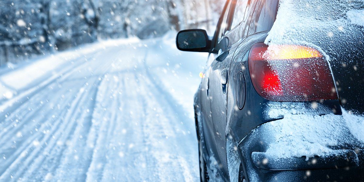 Spectaculoase și riscante: cele mai periculoase drumuri pe timp de iarnă din lume