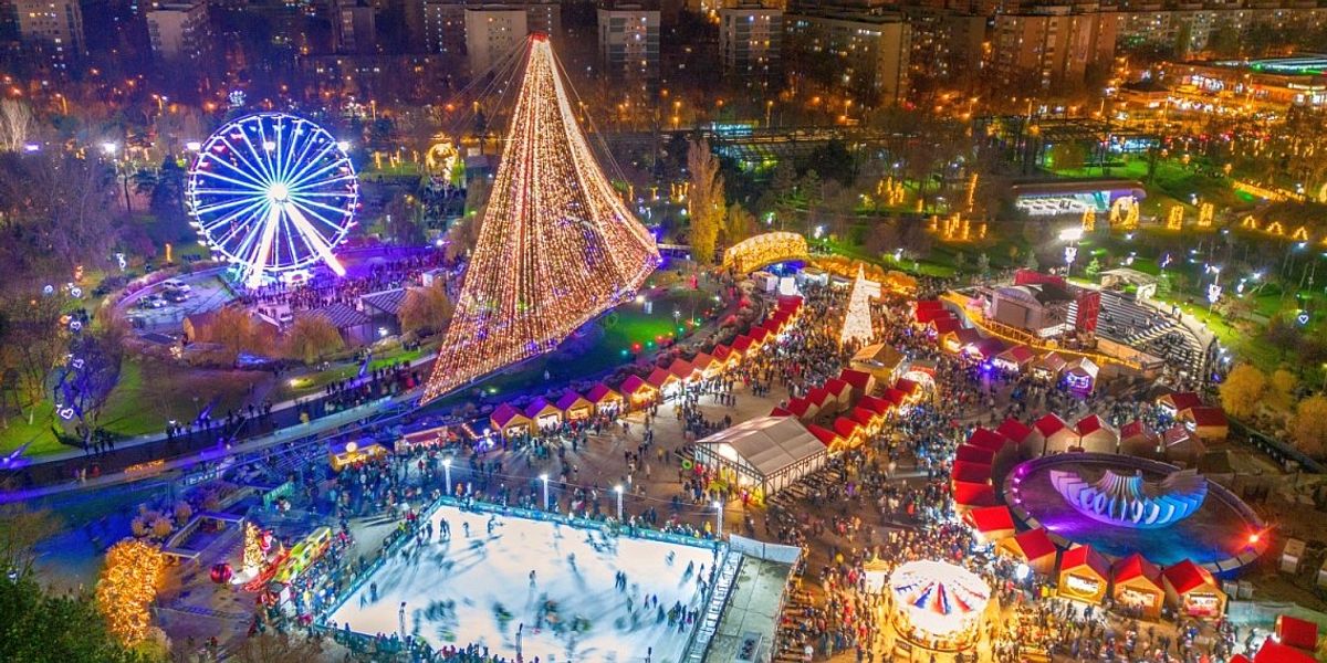 West Side Christmas Market primul târg de Crăciun care se deschide în București