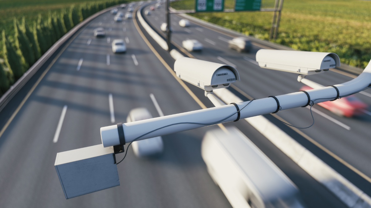 Proces-verbal digital, camere în lanț, amenzi prin autocolant – schimbări drastice pentru șoferii din România