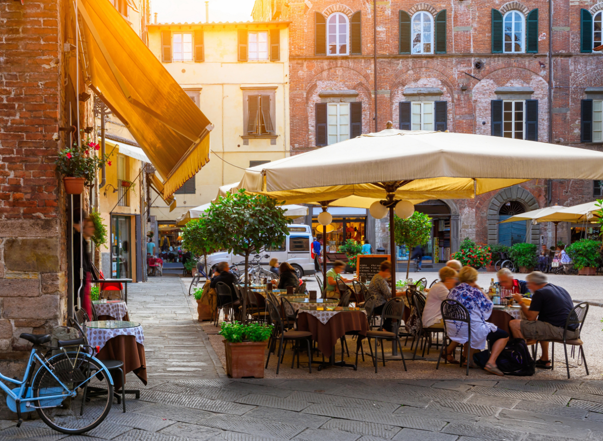 5 semne de avertizare că ai nimerit într-un restaurant-capcană pentru turiști în Italia