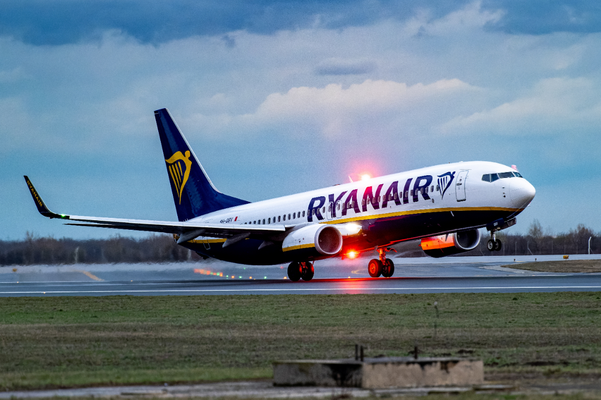 Ryanair a făcut un anunț important privind programul de zbor, pe fondul scumpirii combustibilului