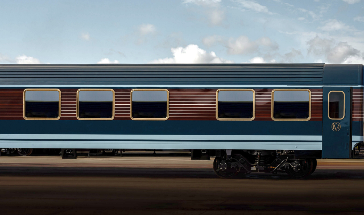 Trenul legendar Orient Express va trece din nou prin România în 2026