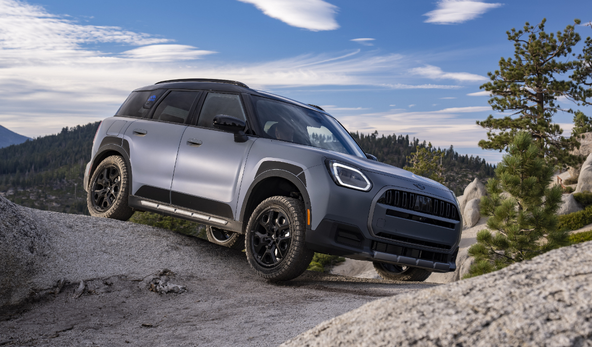 Surpriză de la MINI: marca intră pe piața SUV-urilor