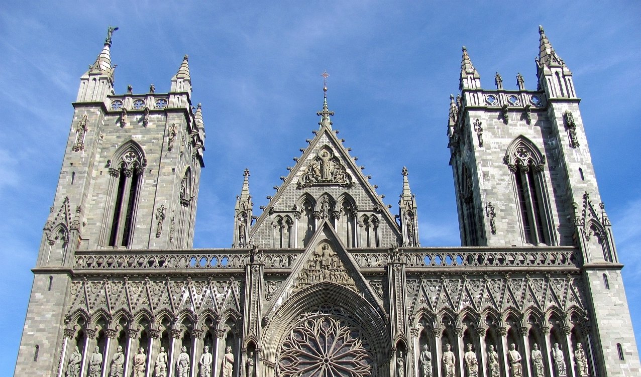 Catedrala Canterbury, cea mai veche biserică din Anglia încă în folosinţă