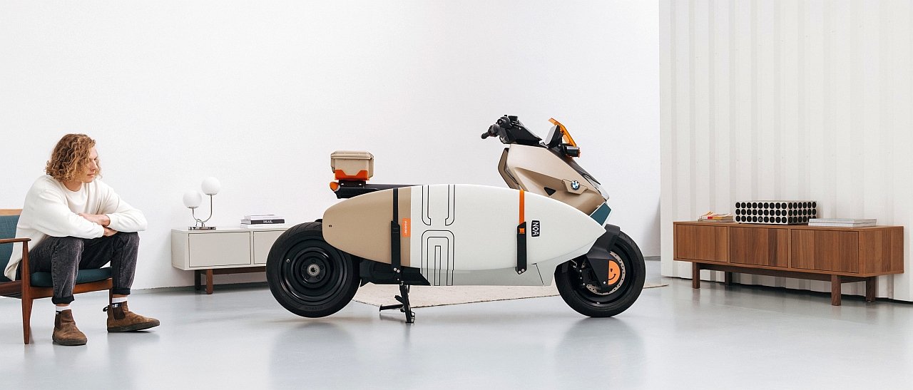 Szörfdeszka egy robogón? A BMW igent mondott a kihívásra!