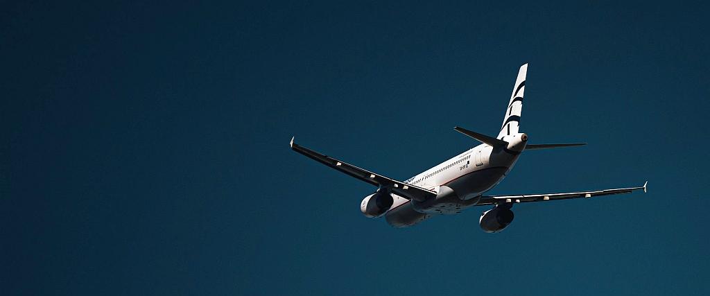 Franța interzice zborurile interne pe distanțe scurte