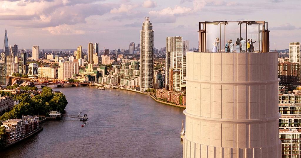 Immár üveglift visz fel London emblematikus erőművének kéményére